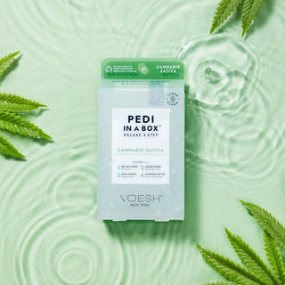 Voesh - Pedi in a Box Deluxe 4 Step Cannabis Sativa